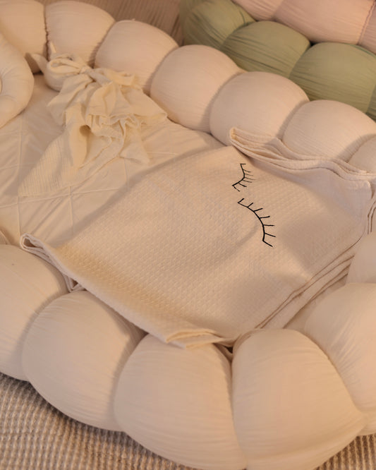 The Sleep Bubble Bed